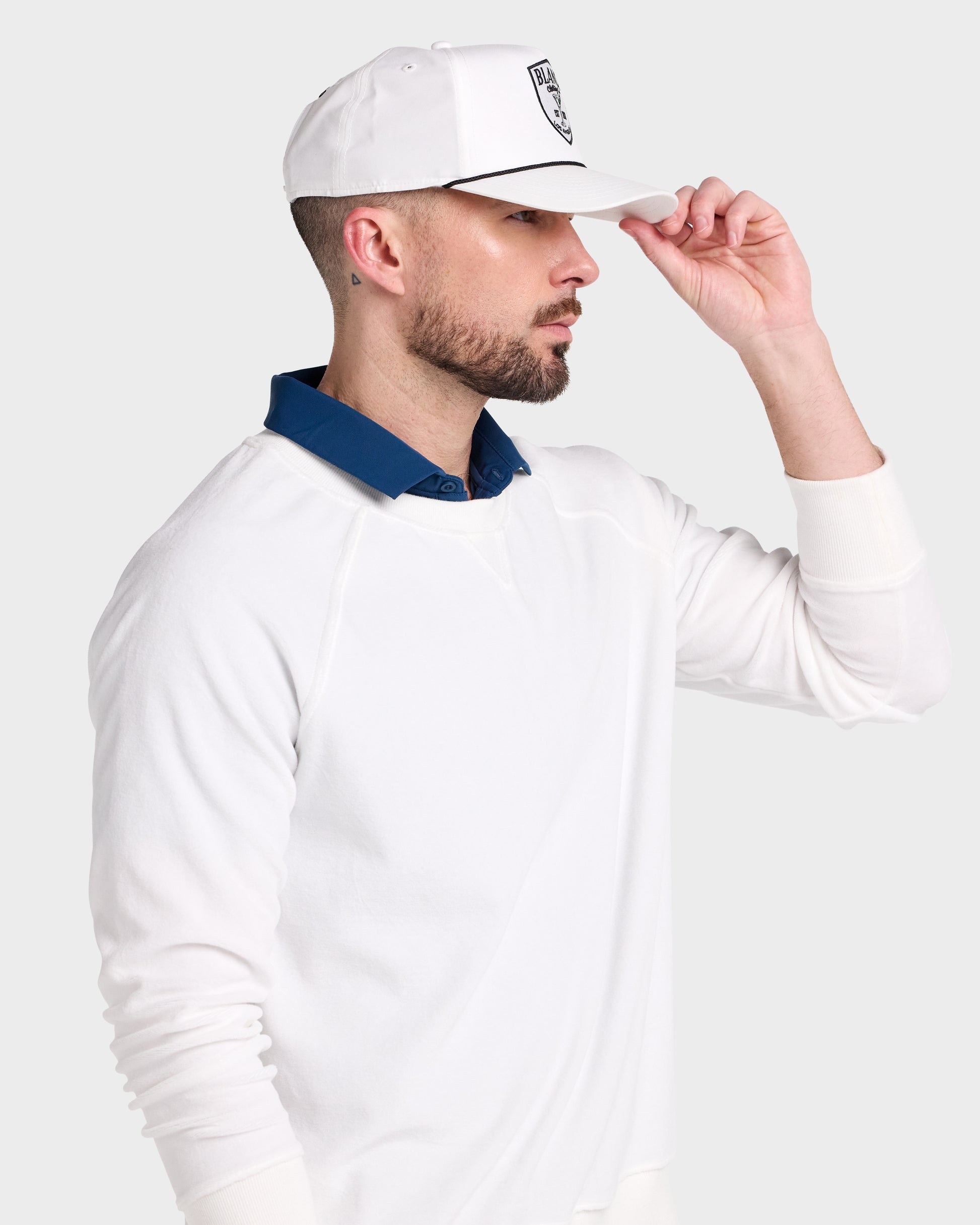 Country Club Raglan // Velour - Blanco.Clothing
